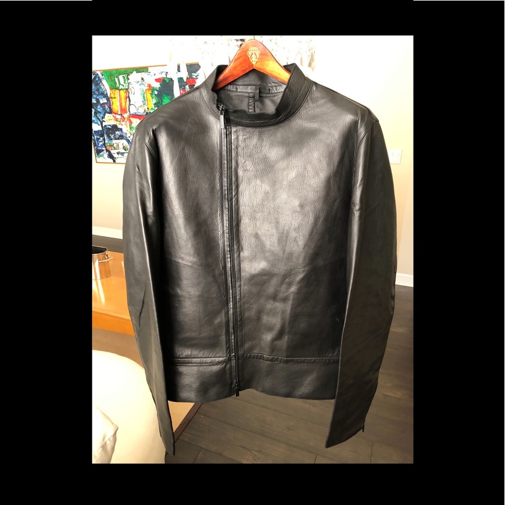 Gucci Fine Black Leather Jacket with Zippers Size 50